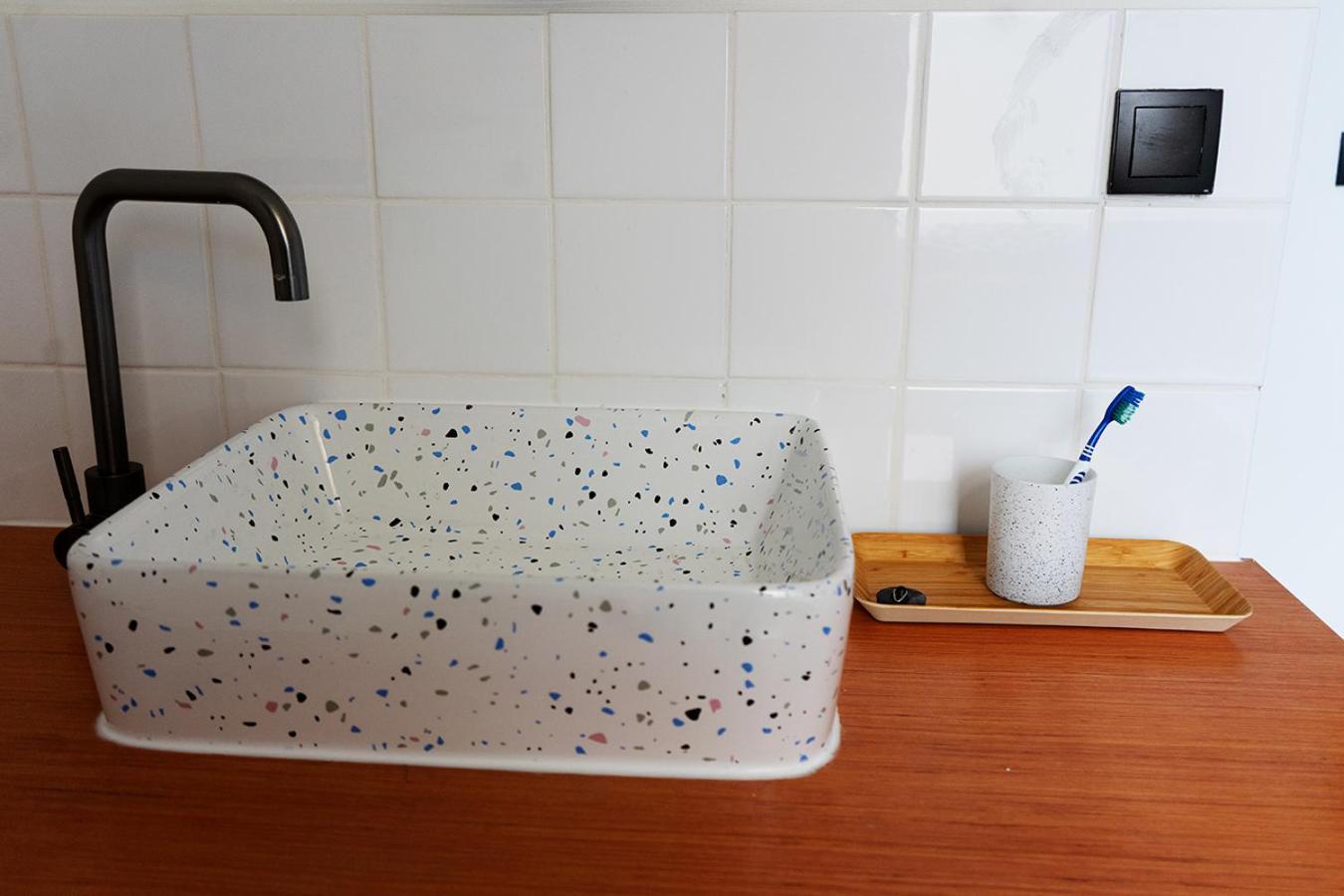 Apartament Le P'Tit Bijou - Centre De Liège Zewnętrze zdjęcie